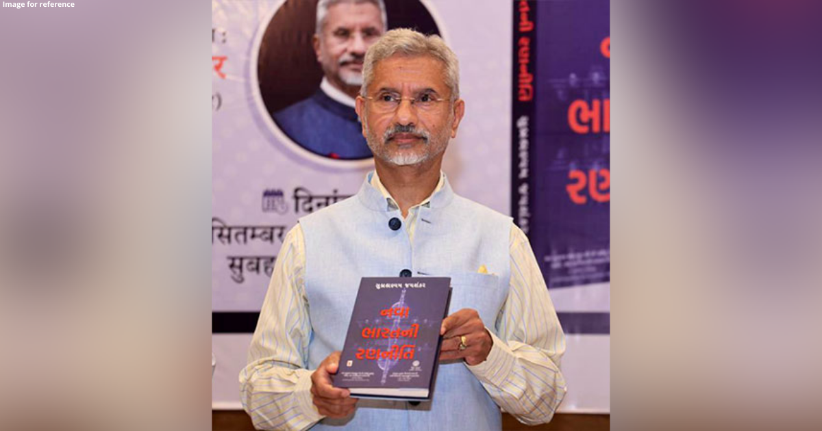 Jaishankar launches Gujarati translation of his book 
